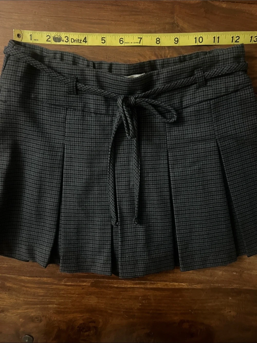 Zara girl’s Pleated Mini Skirt in Dark Gray Plaid